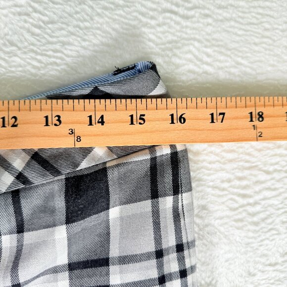 Land's End Classic Clothing Legendary Quality Size 8, Slim Leg Plaid Pants - Picture 7 of 7